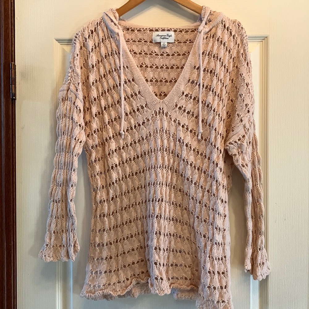 American Eagle- Beautiful Top